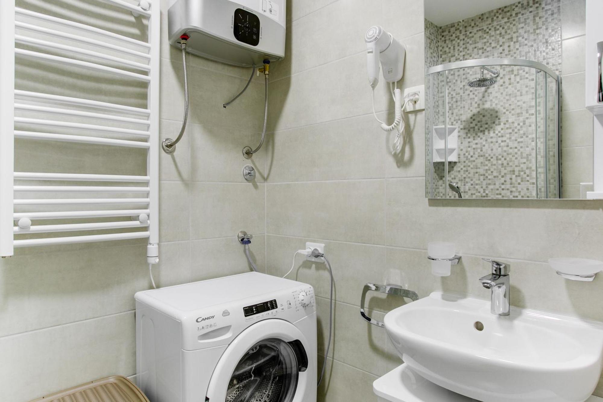 Apartman Lora 13.jula, 15 Budva